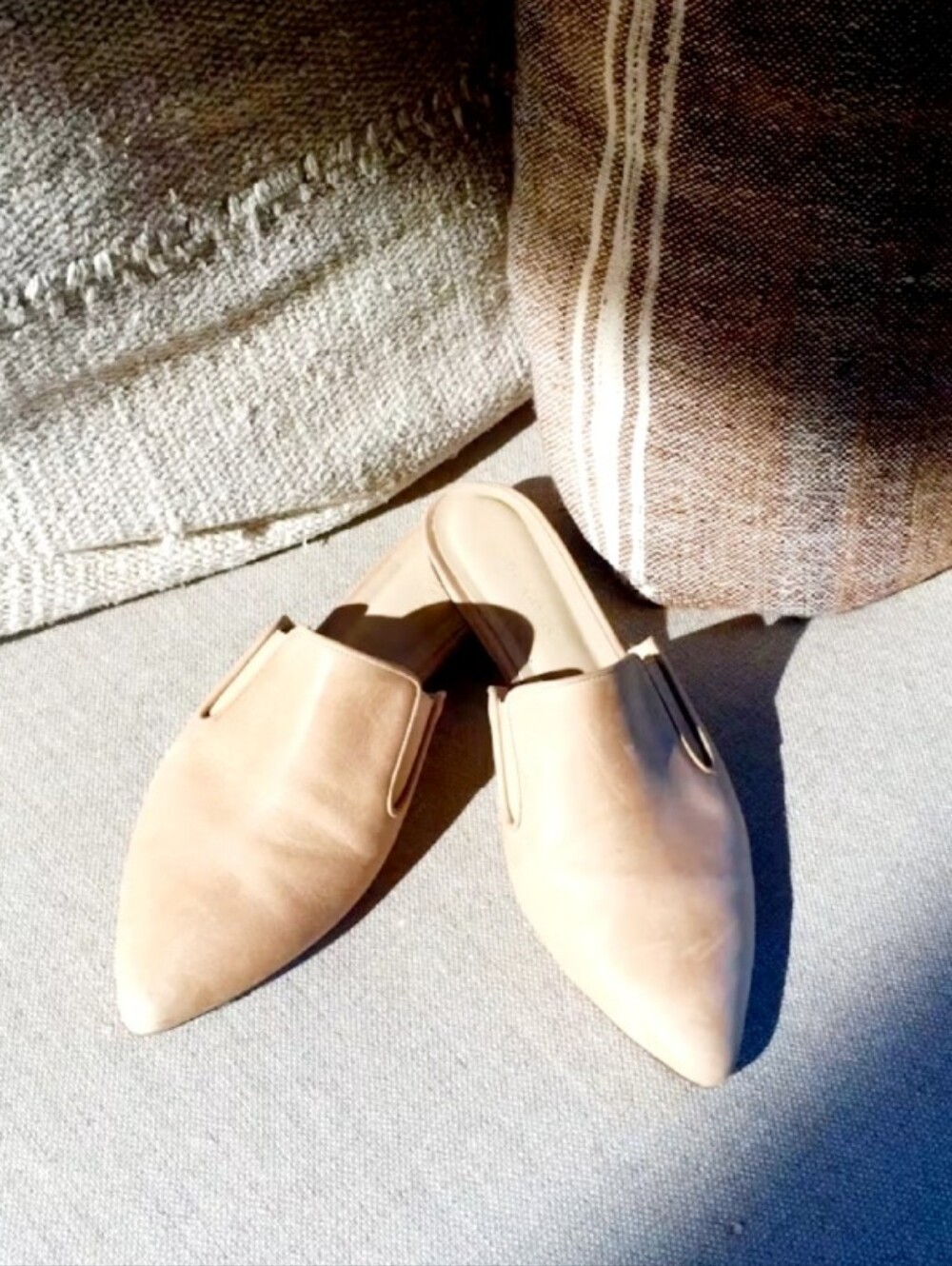 JENNI KAYNE Handcrafted Italy Oiled Leather Mule Minimalist Bone Pointed Toe
